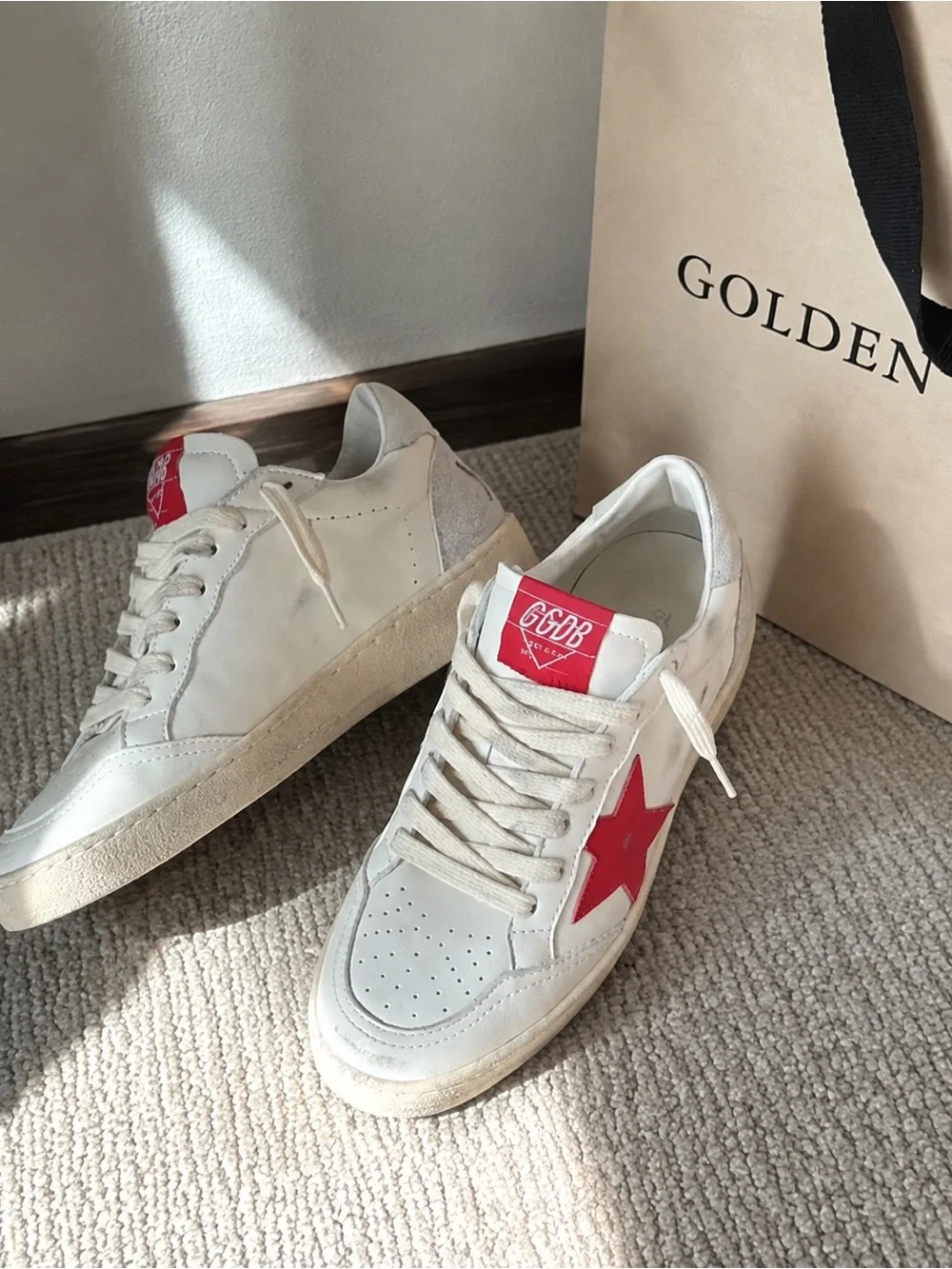 Golden Goose White Leather Sneakers with Red Star and Metallic Heel